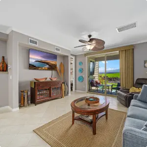 Private Homes background
