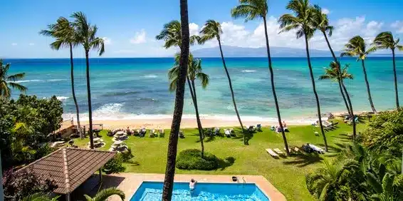 Castle @ Hale Mahina